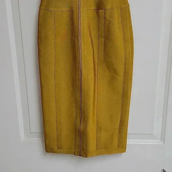 House of CB London BELICE GINGER TIE WAIST BANDAGE DRESS - Picture 9 of 13